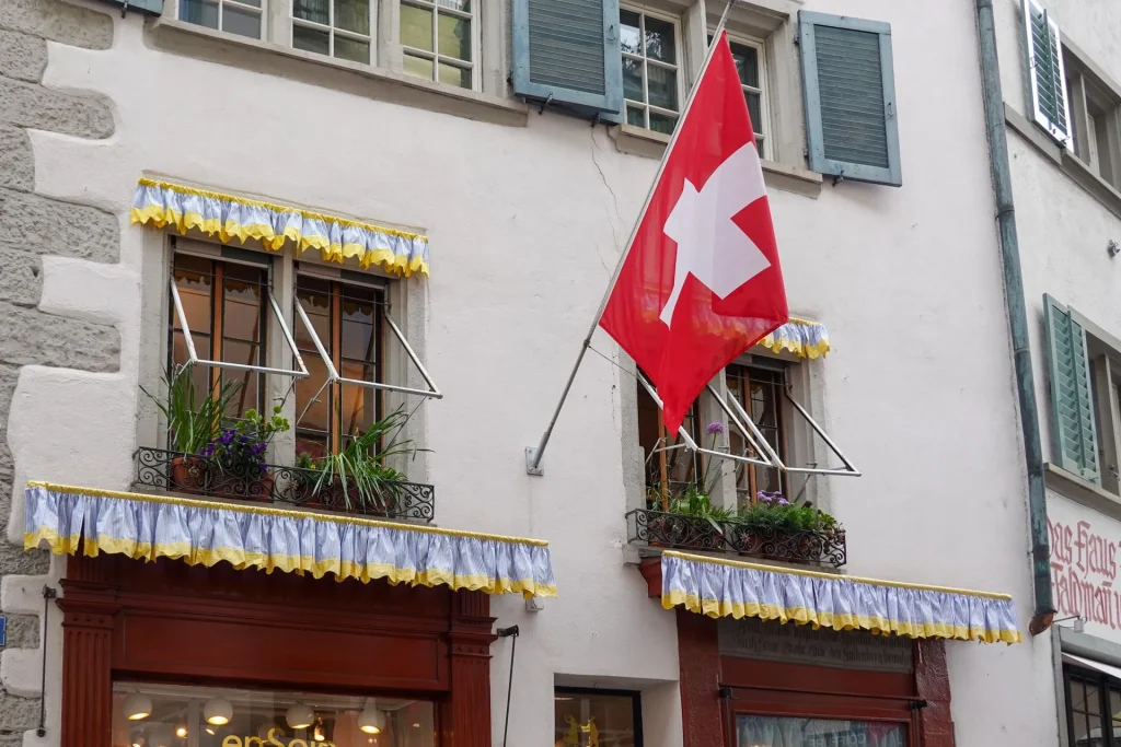whatsapp bulk message sender in Switzerland