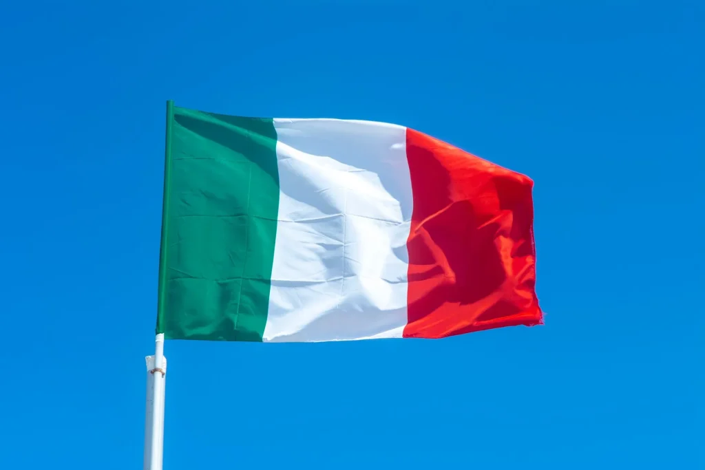 whatsapp bulk message sender in italy
